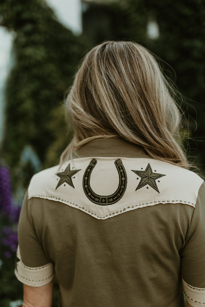 Rodeo quincy brave horse button up