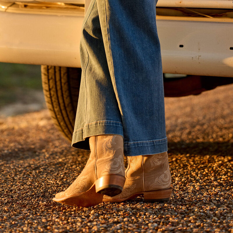 Ariat Hazen western boot for ladies