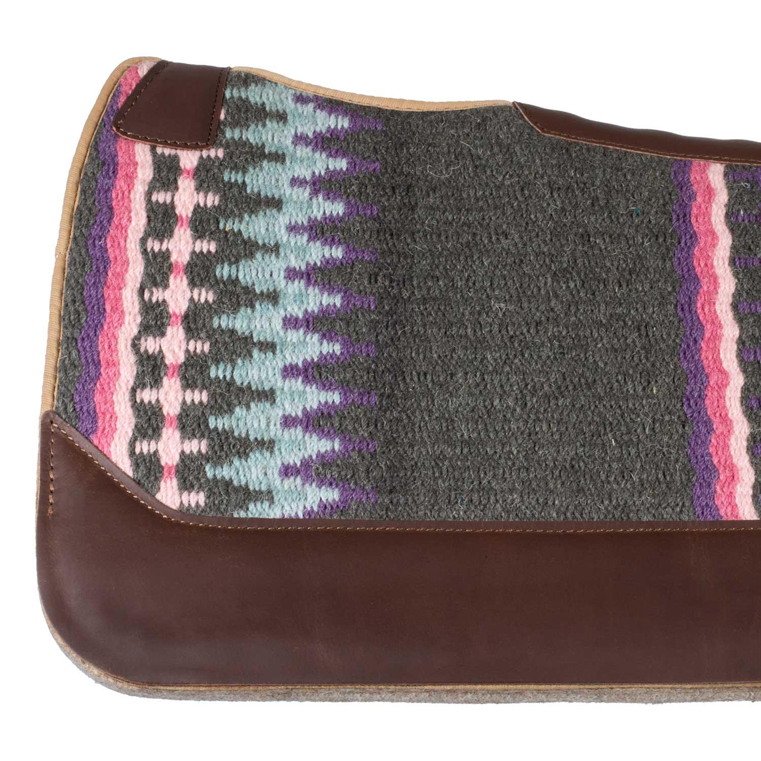 Pool's contoured western saddle pad