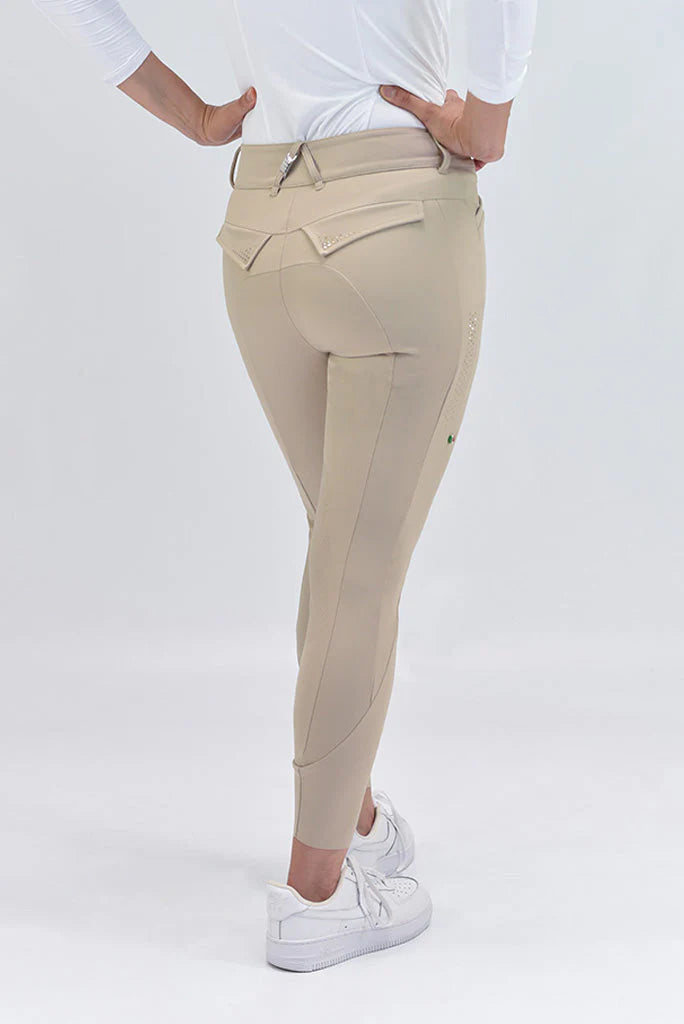 For horses PETRA Ultra Move Breeches